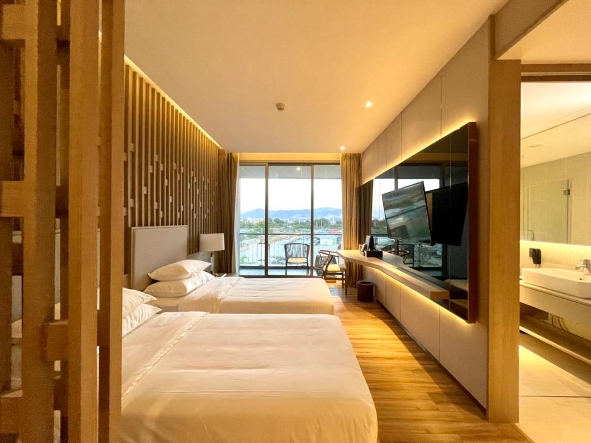 Symphony Of The Sea Hotel بانغسين المظهر الخارجي الصورة