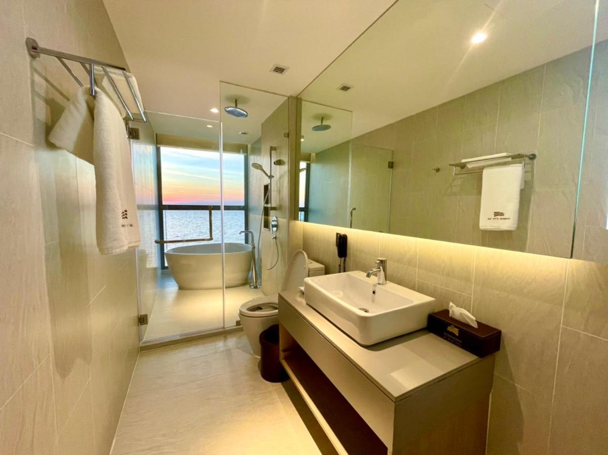 Symphony Of The Sea Hotel بانغسين المظهر الخارجي الصورة