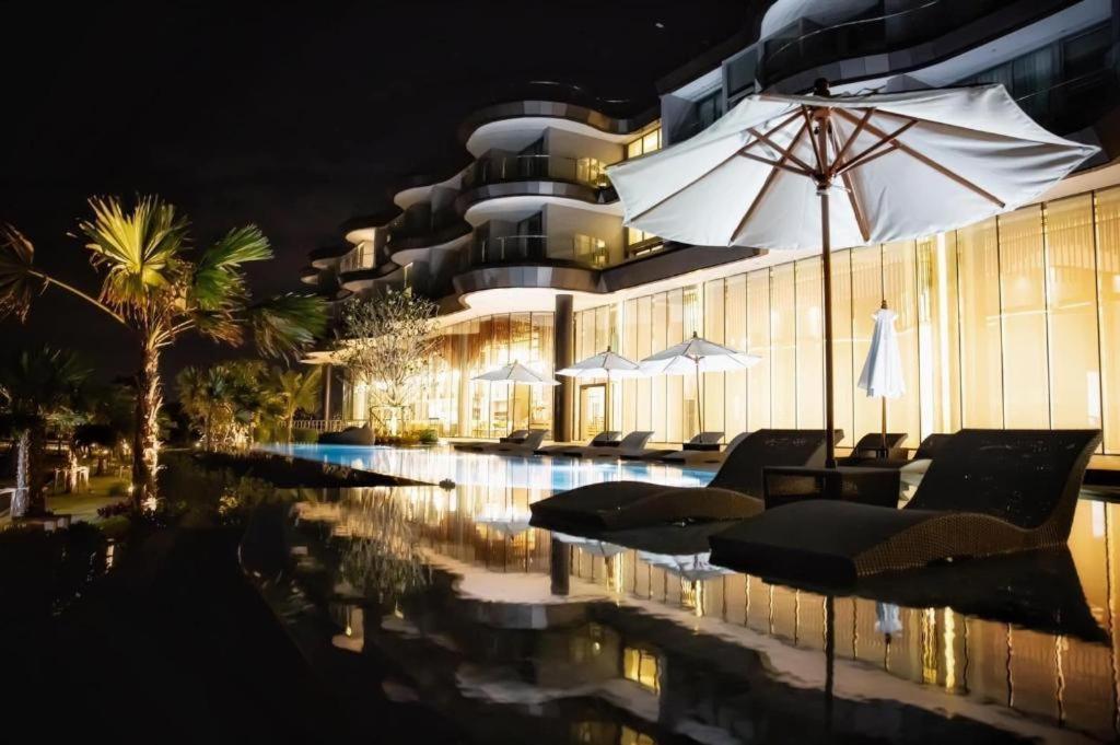 Symphony Of The Sea Hotel بانغسين المظهر الخارجي الصورة